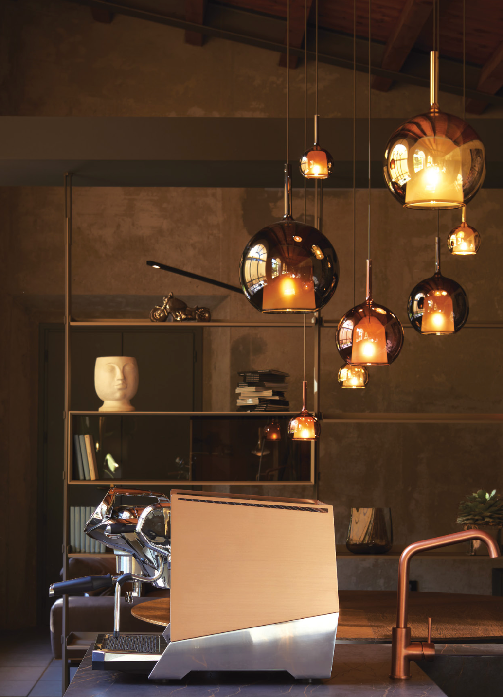 Faemina copper espresso machine in a modern ambient kitchen with pendant lights - Faemina Copper Espresso Machine – Artisan Elegance - The Faemina espresso machine in copper – a masterpiece of style and performance for your luxury kitchen.